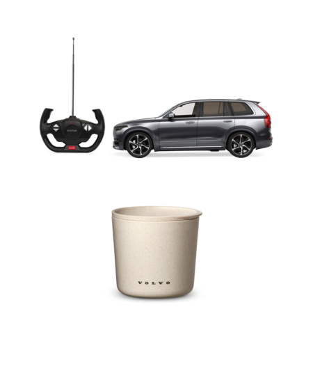 zdalnie sterowany samochodzik i kubek Volvo